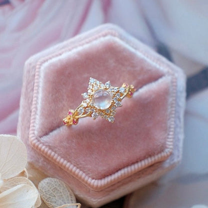 Opaline Fleur Ring
