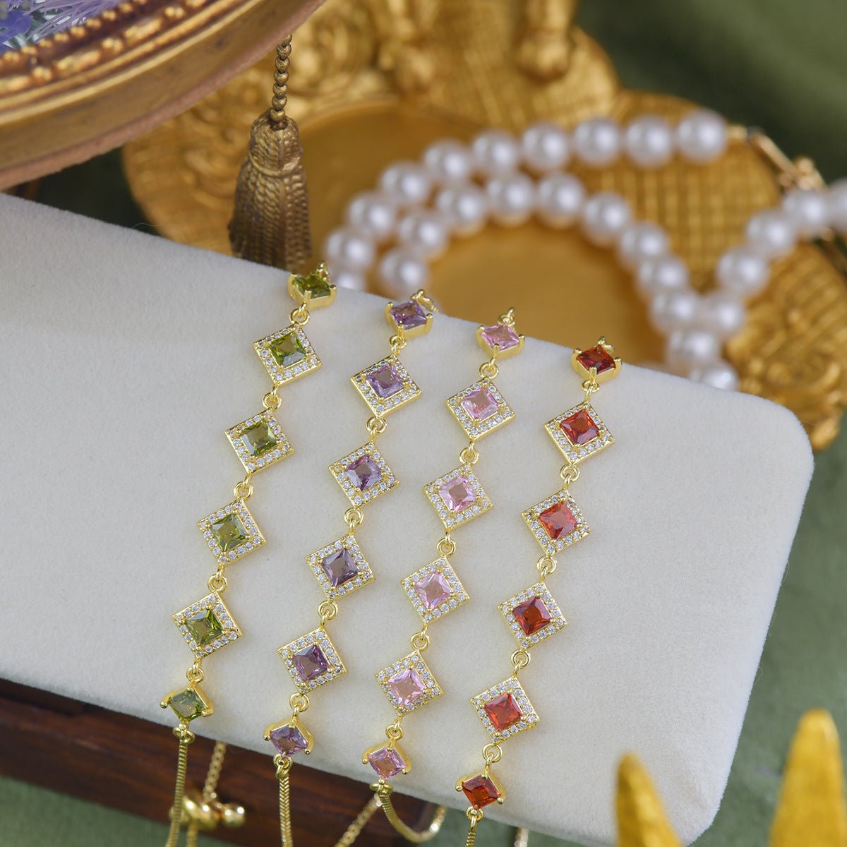 Ophelia Bracelet in Pink