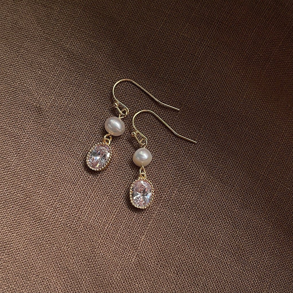 [sample ] Pearl of the Moon Earrings
