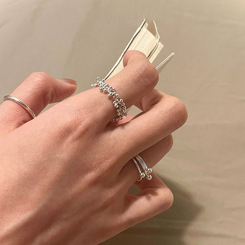 [] Petite Bead Chain Ring