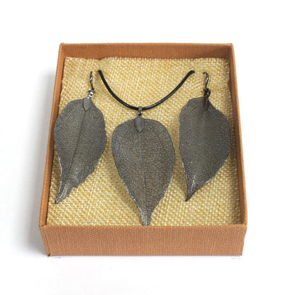 Bravery Leaf Necklace and Earrings Set