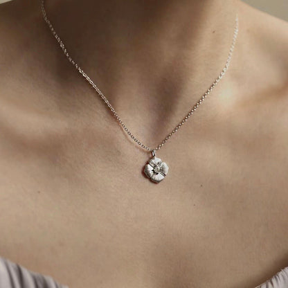 Primrose Necklace