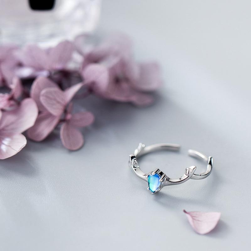 Blue Crystal Elk Silver Ring