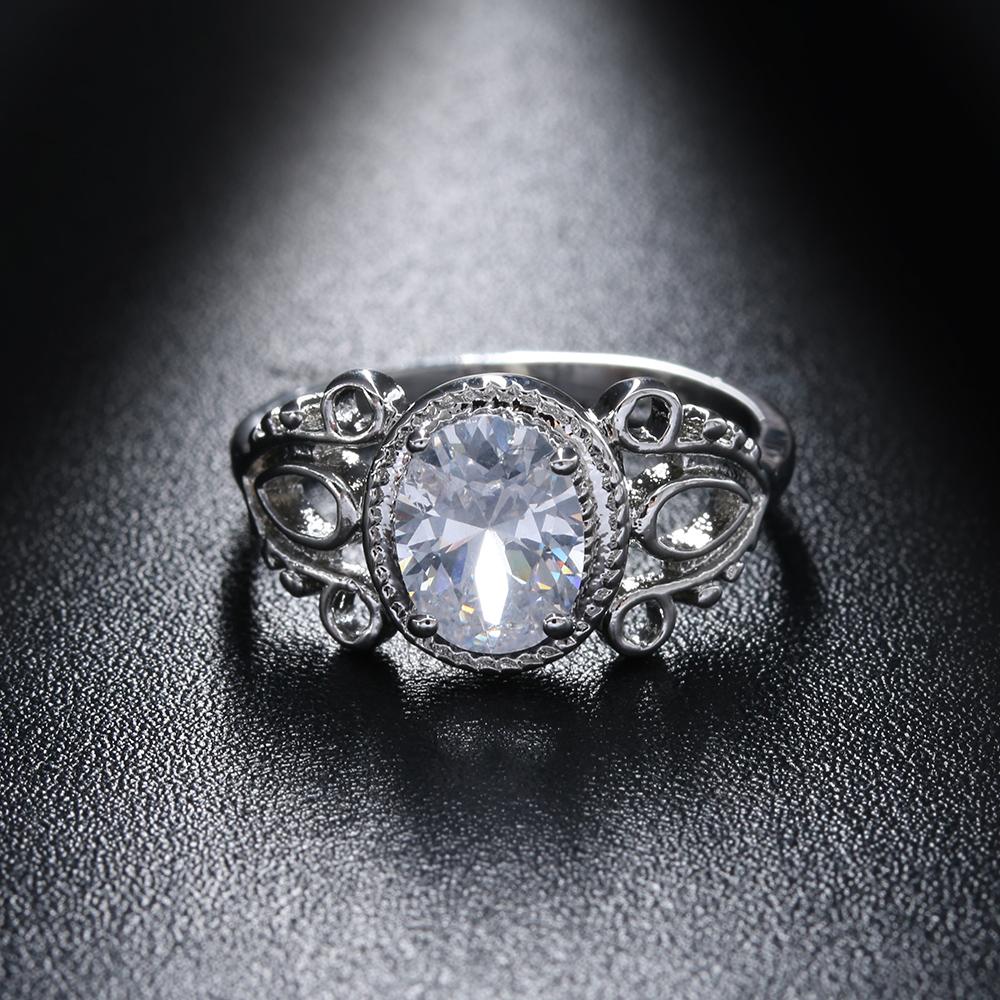 Exquisite Princess Crystal Ring