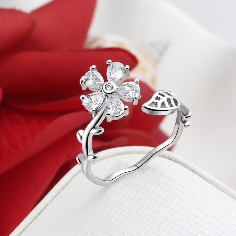 Exquisite Spring Flower Ring
