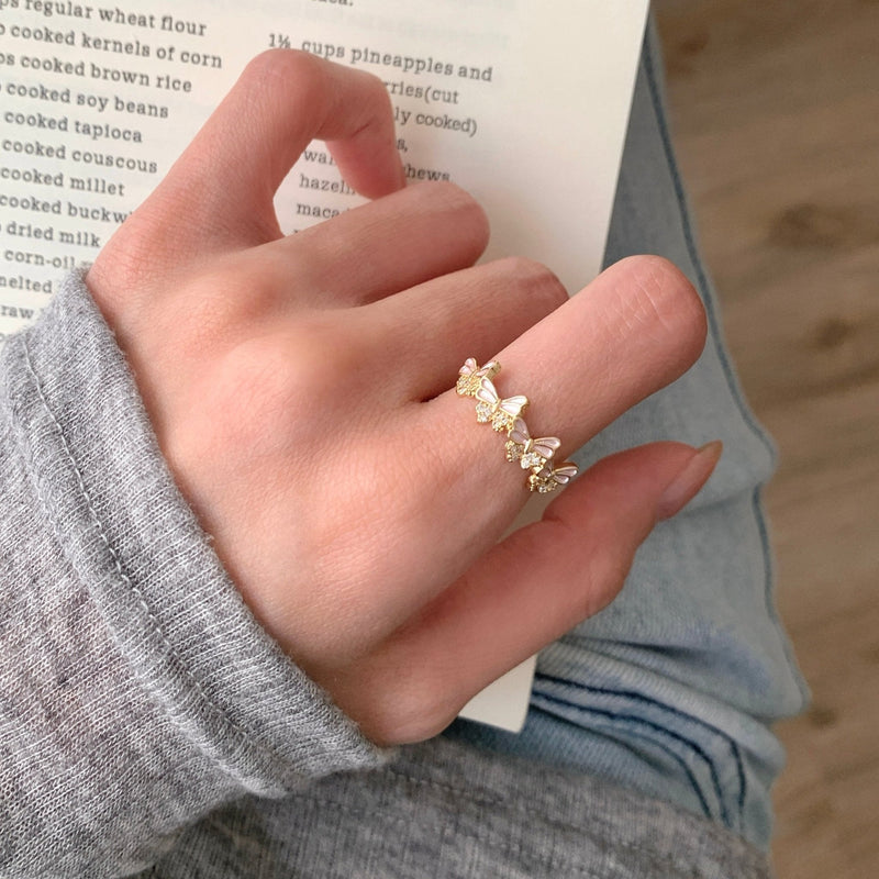 Rosy Flutter Ring