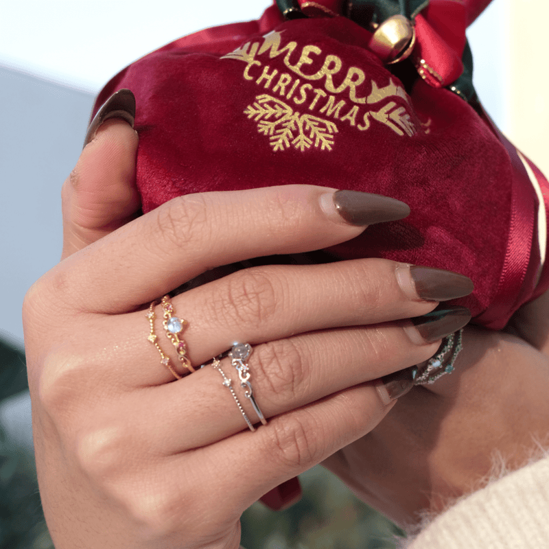 [] Gretchen Silver Aurora Ring