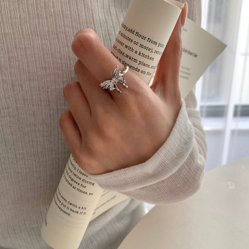 [] Lana Silver Butterfly Ring
