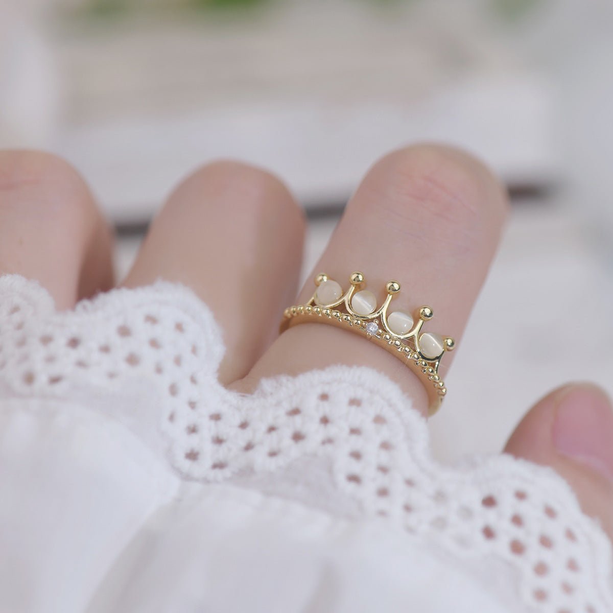 [] Tiara Ring Set
