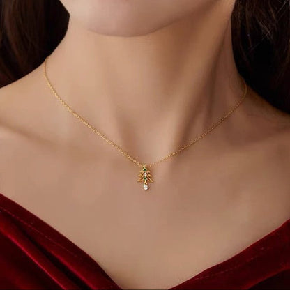 Twinkling Evergreen Necklace