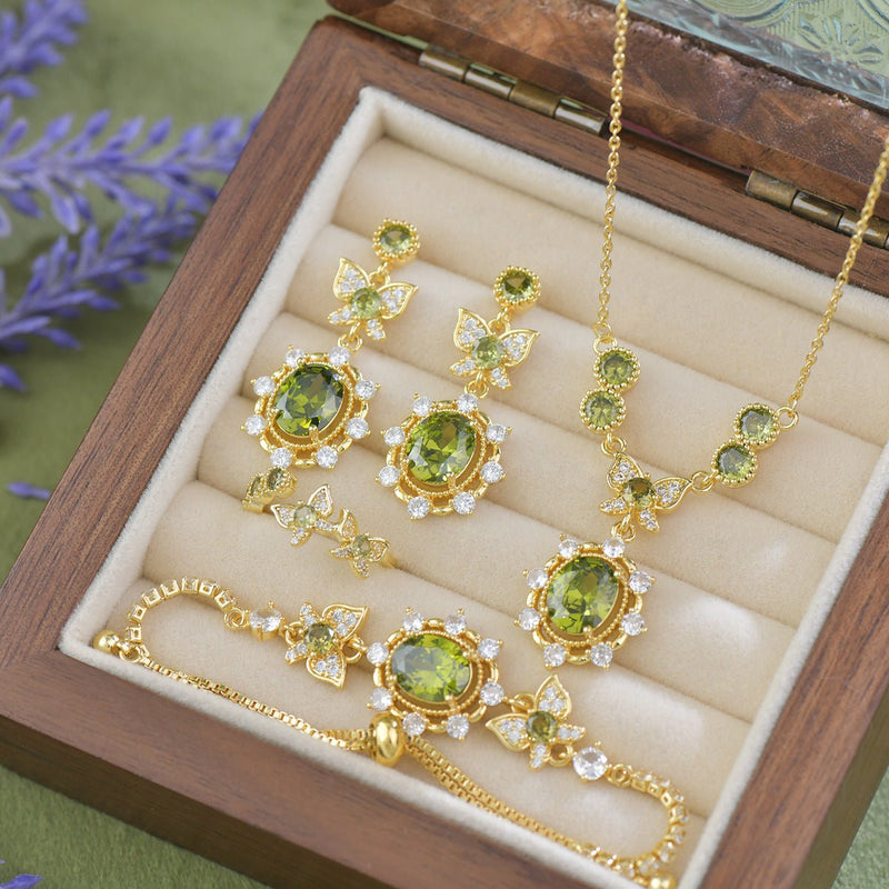Verdant Flutter Necklace