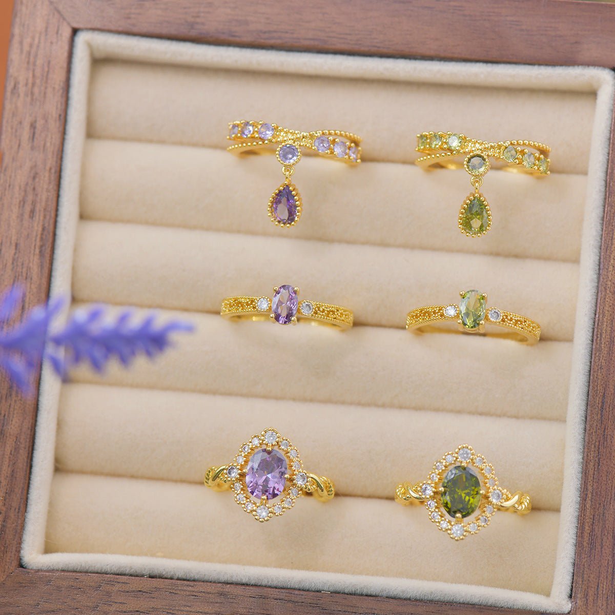 Verde Laurel Ring
